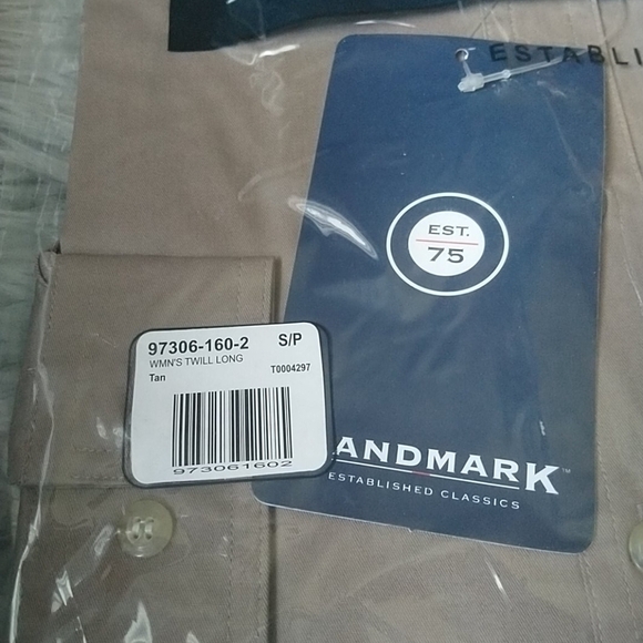 2/$15 LANDMARK women's tan button down shirt - Picture 3 of 5